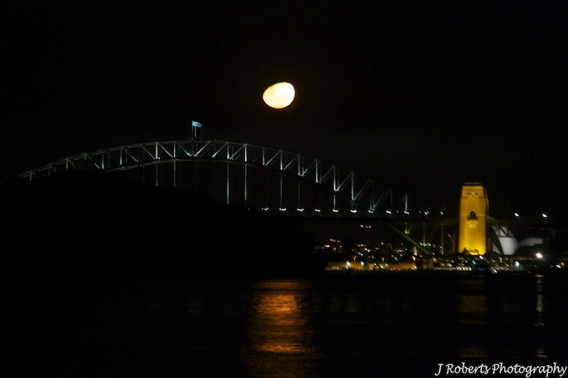 Moonrise over the Sydney harbour Bridge - wedding photography sydney